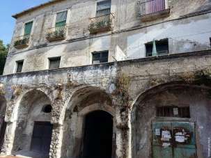 Vendita Pentavani, Montecorvino Rovella