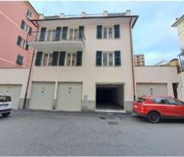 Vendita Eptavani, Genova