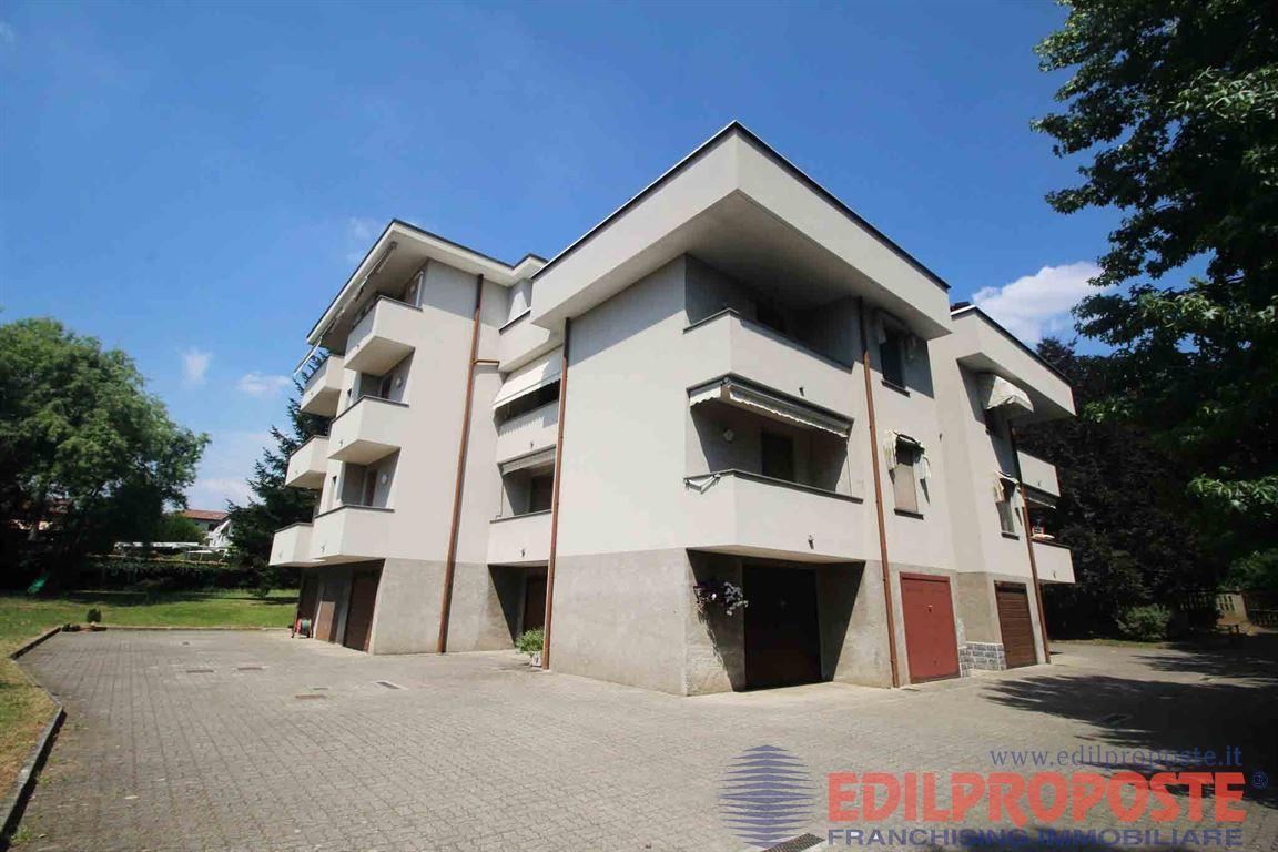 Vendita Appartamento, Lazzate foto