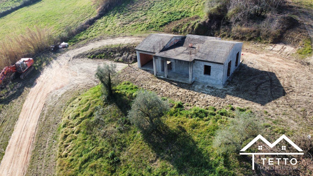 Vendita Quadrivani, Forano foto