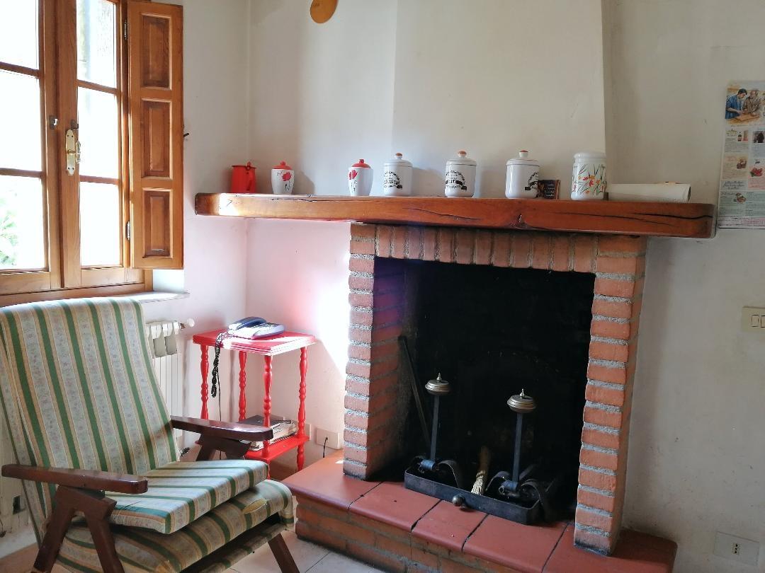 Venta Cuatro habitaciones, Massarosa foto