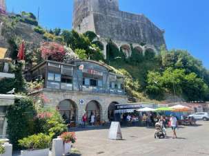 Vendita Trivani, Lerici Vendita Trivani, Lerici