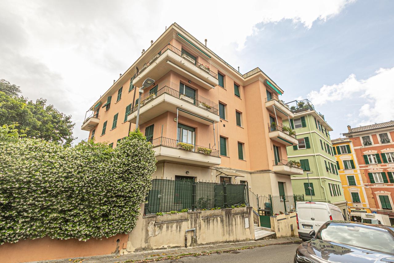 Affitto Esavani, Genova foto
