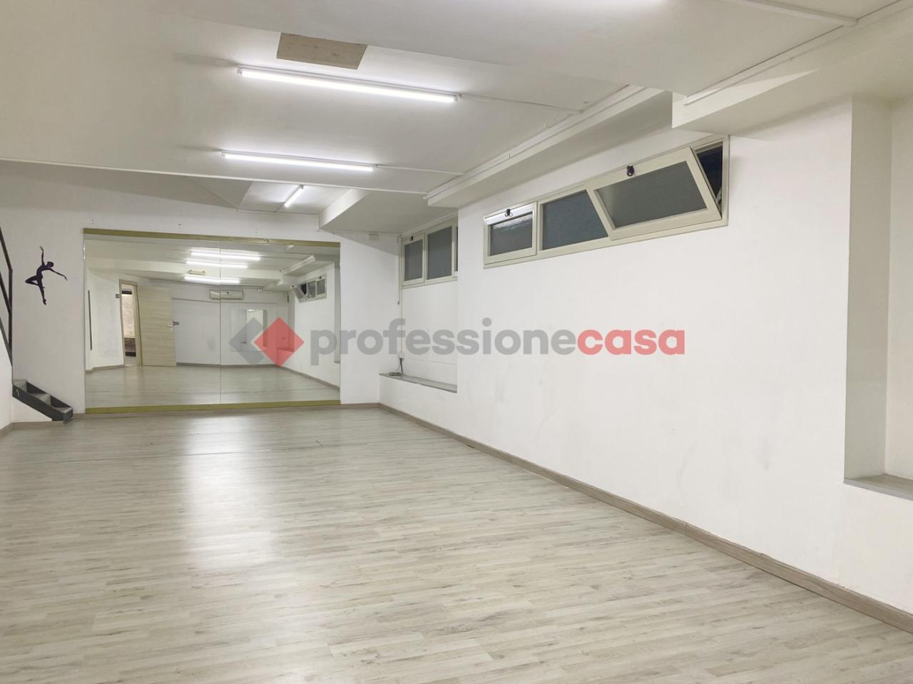 Vendita Magazzino, Catania foto