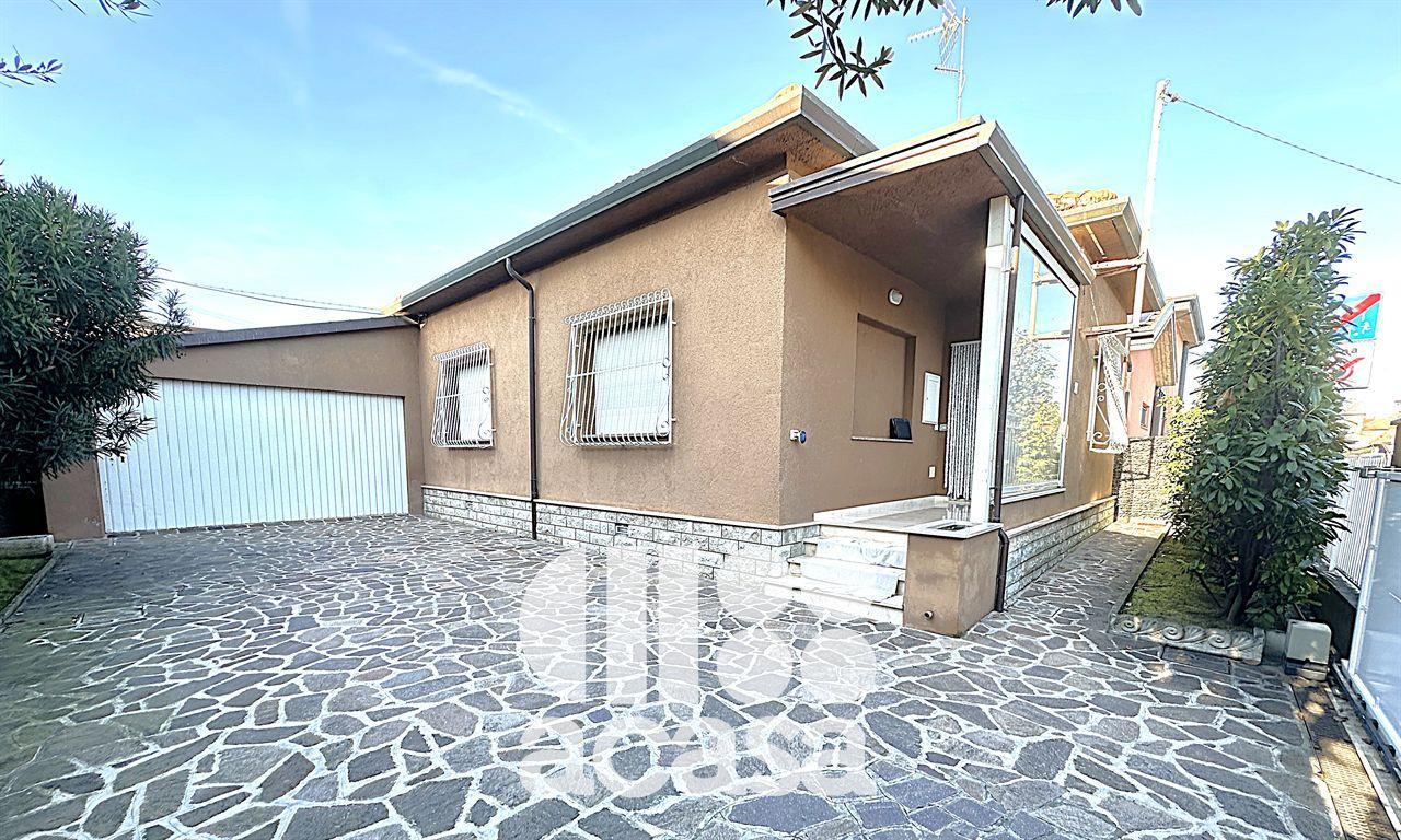 Vendita Casa Indipendente, Cesena foto