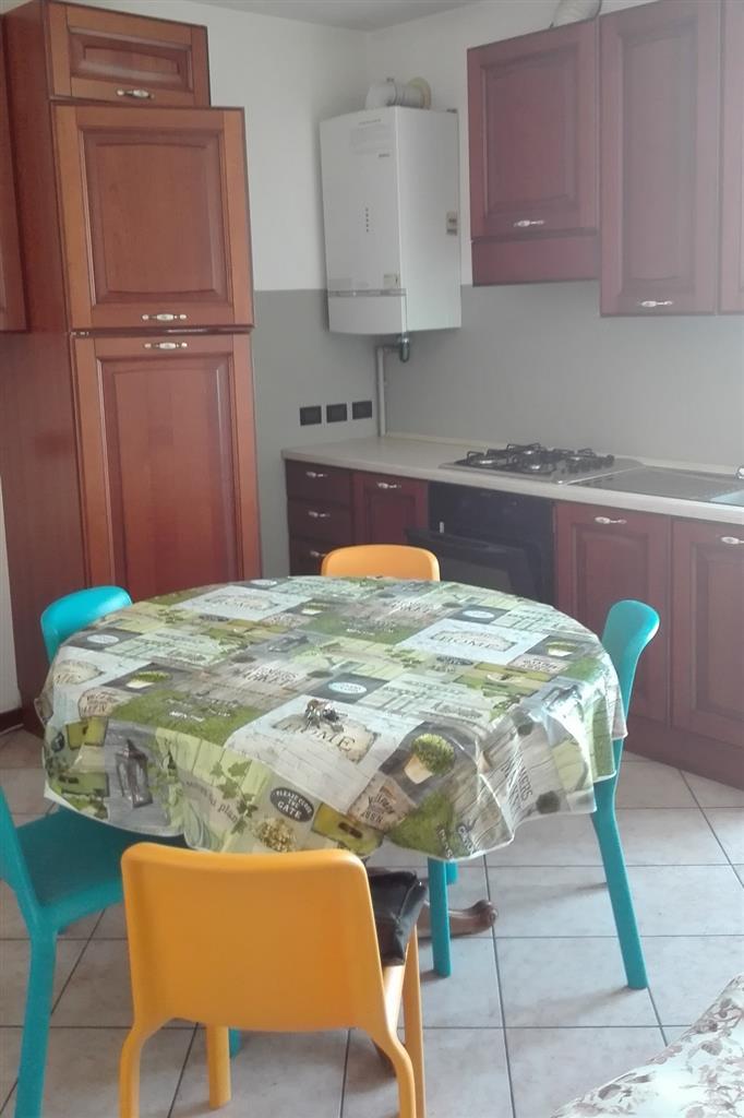 Affitto Appartamento, Piacenza foto