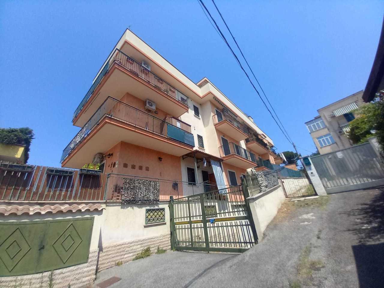 Rent Trivani, Tivoli foto