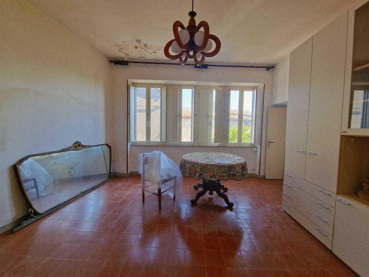 Vendita Bivani, Amelia foto