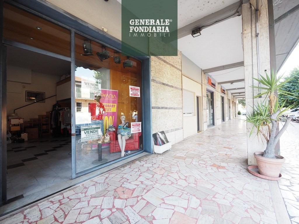 Vendita Negozio, Bolano foto