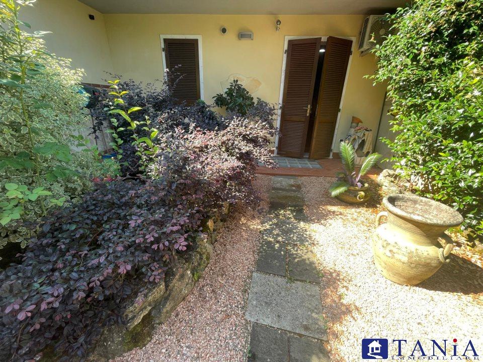 Vendita Pentavani, Carrara foto