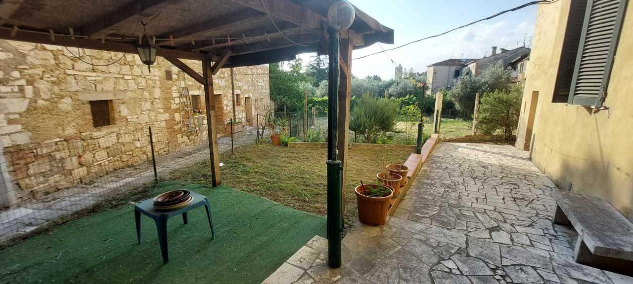 Vendita Pentavani, Asciano foto