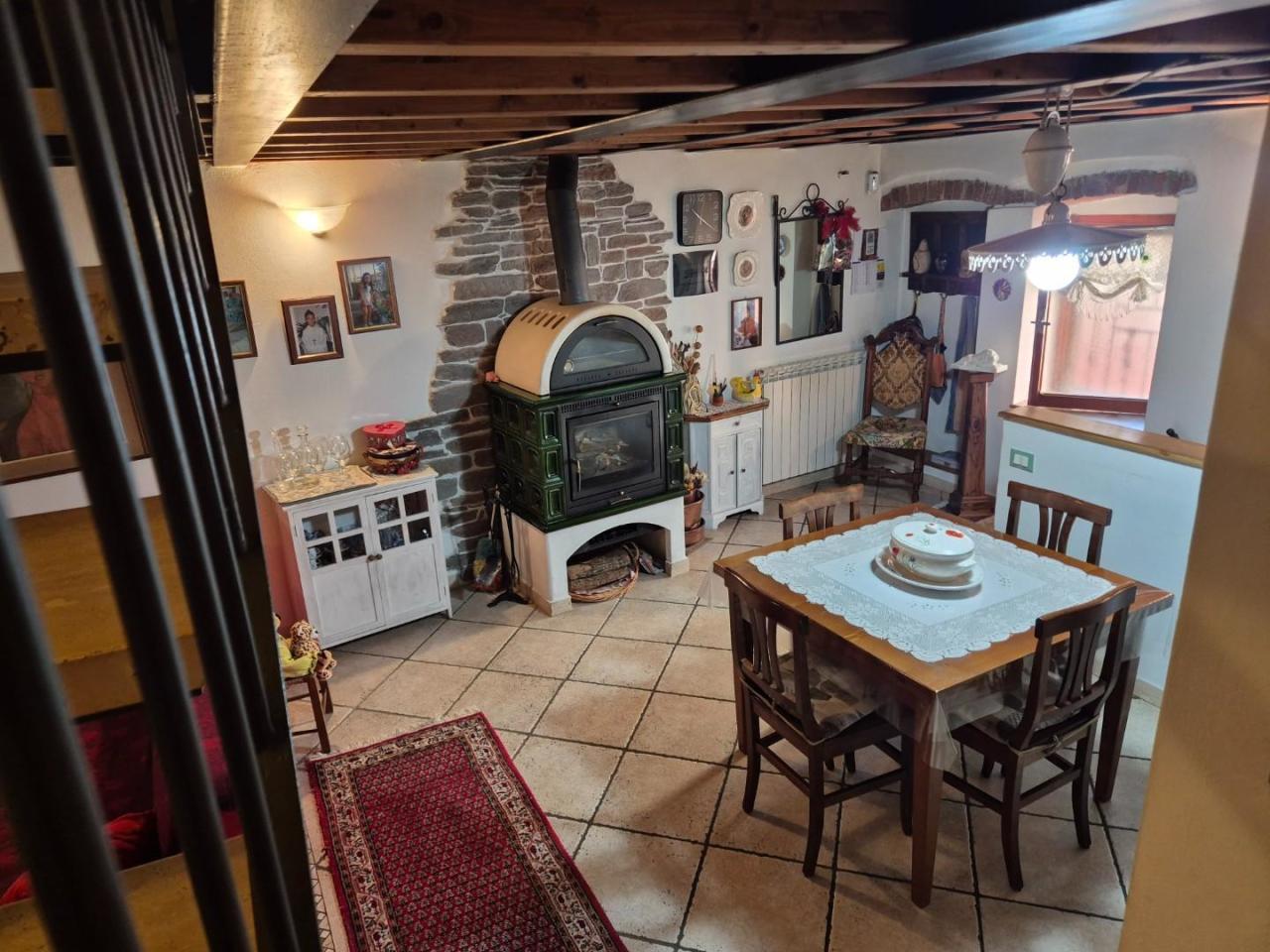 Vendita Trivani, Luni foto