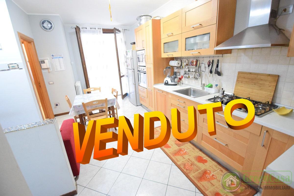 Sale Two rooms, Roncello foto