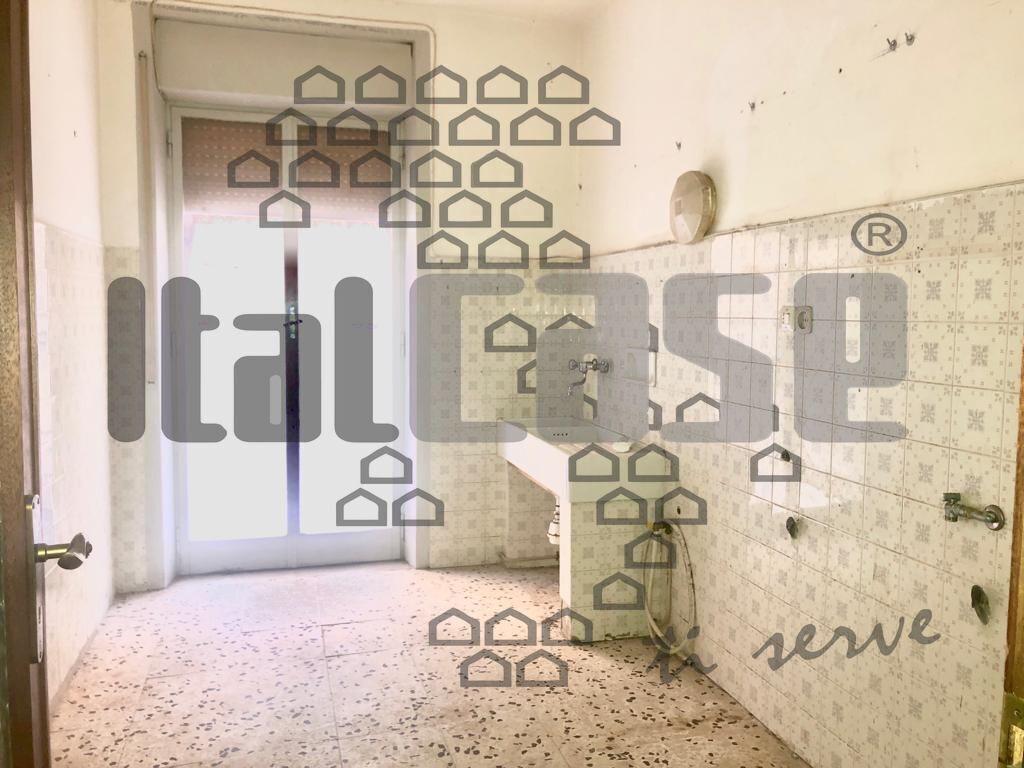 Sale Two rooms, Messina foto