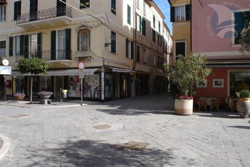 Vendita Monovano, Alassio foto