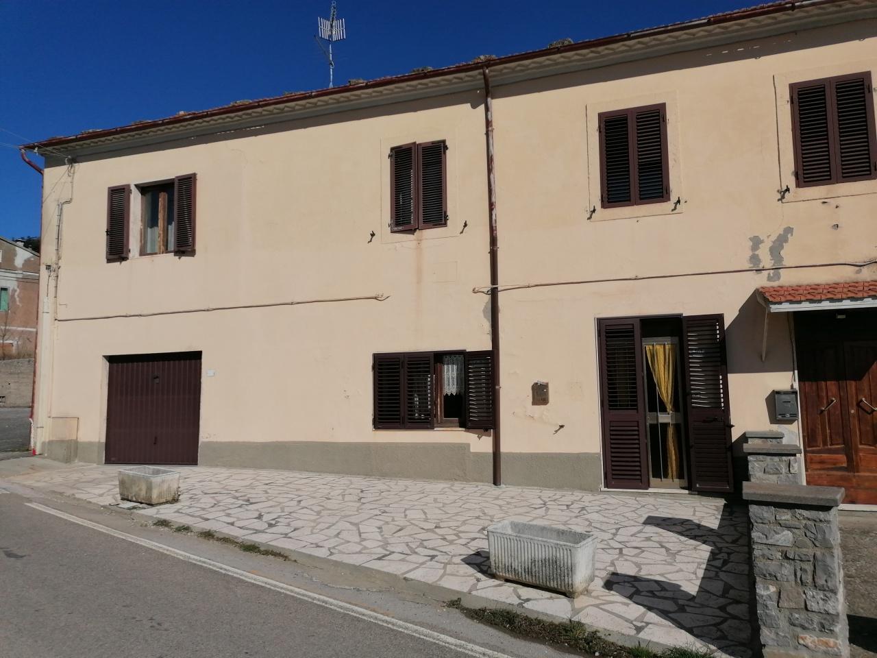 Vendita Pentavani, Castell'Azzara foto