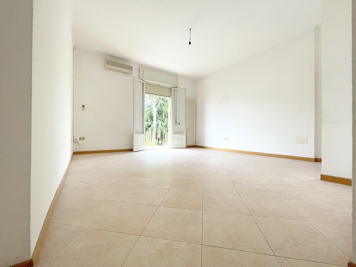 Verkauf Vier zimmer, Forli foto