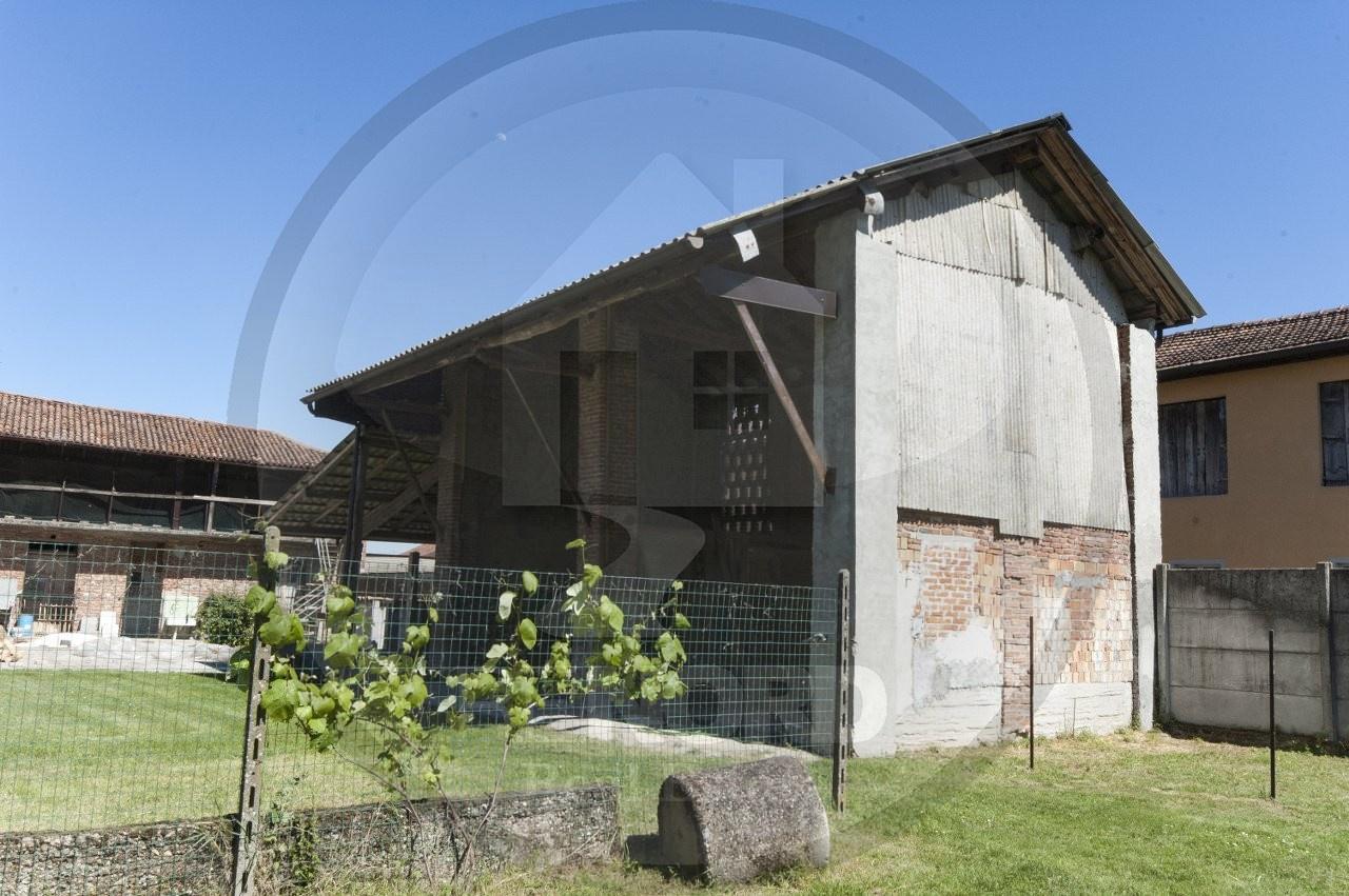 Vendita Quadrivani, Magherno foto