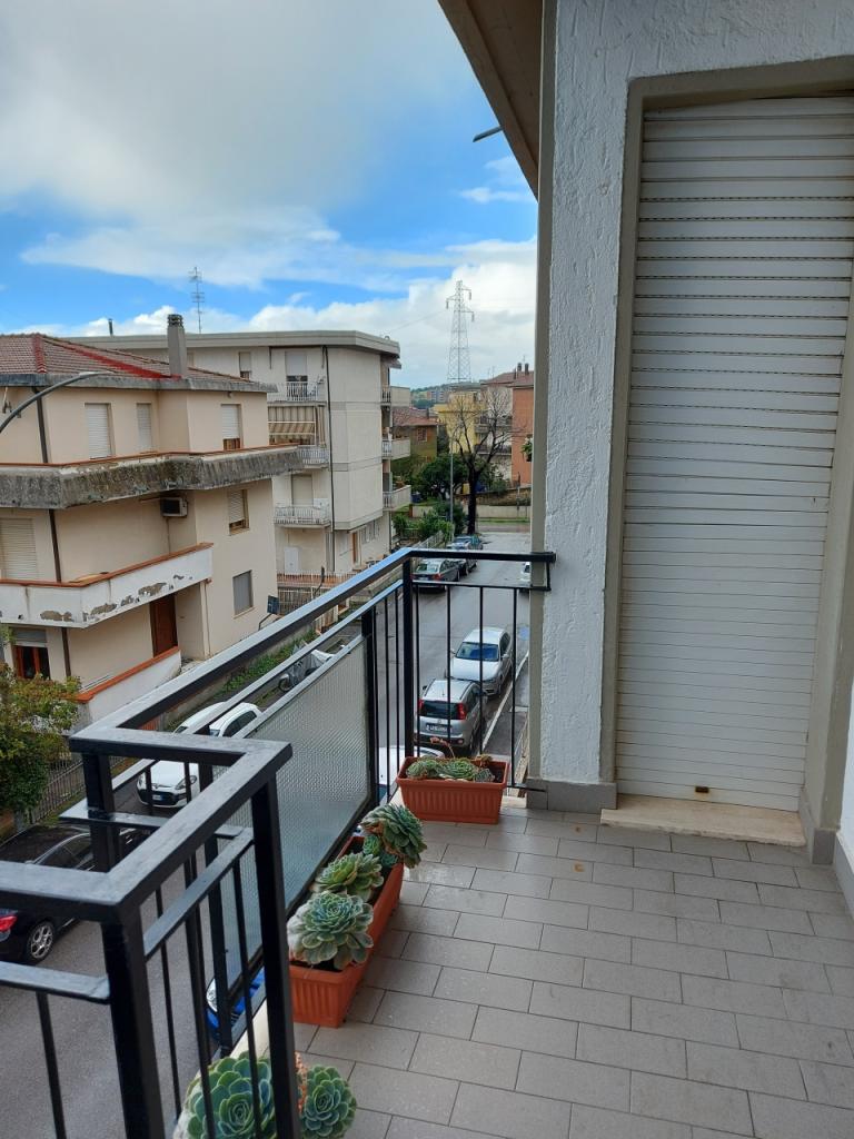 Vendita Quadrivani, Follonica foto