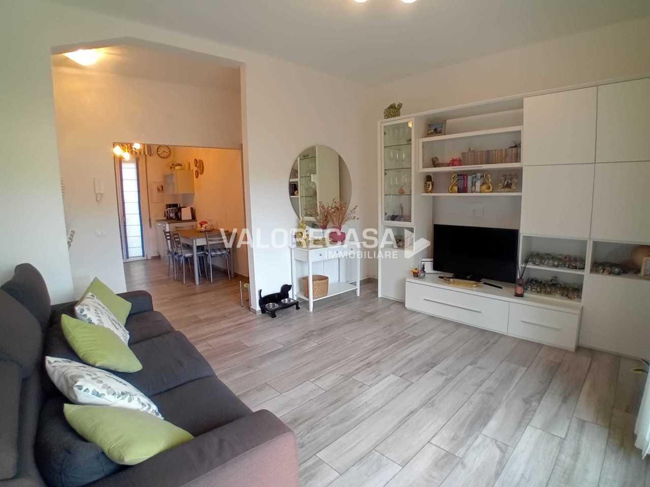 Vendita Quadrivani, Carrara foto