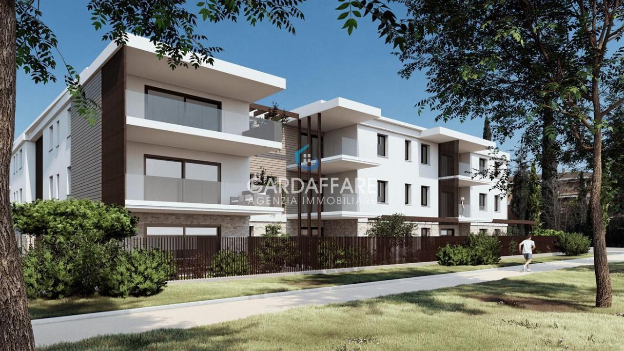 Sale Appartamento, Desenzano del Garda foto