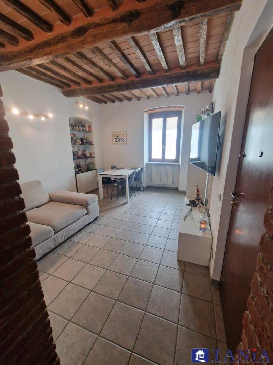 Vendita Quadrivani, Carrara foto