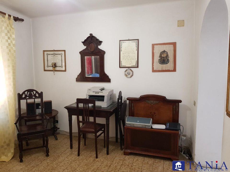 Vendita Quadrivani, Carrara foto