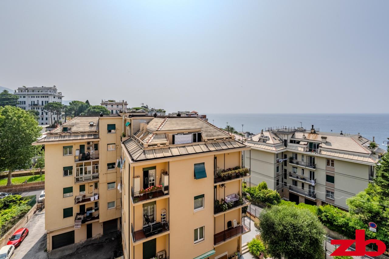 Vendita Esavani, Genova foto