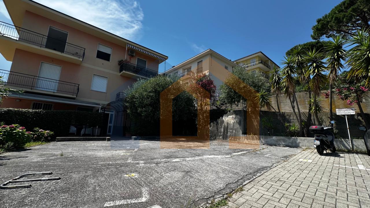 Vendita Bivani, Spotorno foto