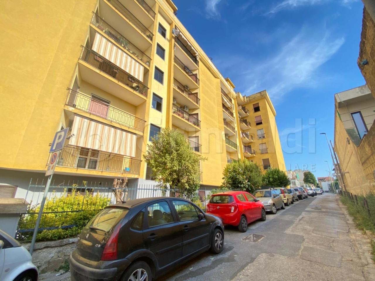 Vendita Trivani, Giugliano in Campania foto