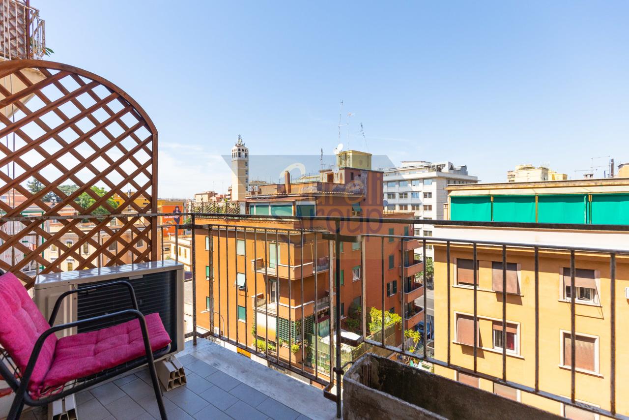 appartamento in vendita a Roma in zona Tuscolano