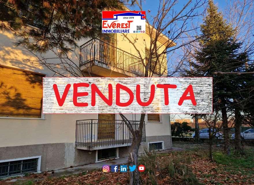 Vendita vendita, Busto Arsizio foto