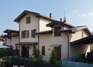Vendita Appartamento, Uggiate-Trevano Vendita Appartamento, Uggiate-Trevano
