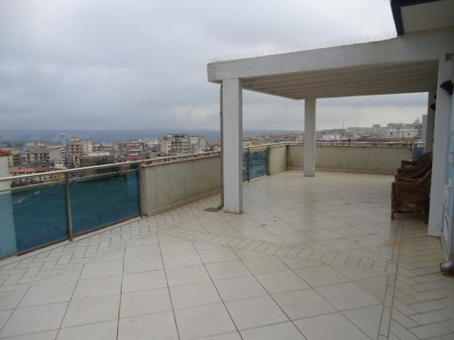 Rent Four rooms, Ragusa foto