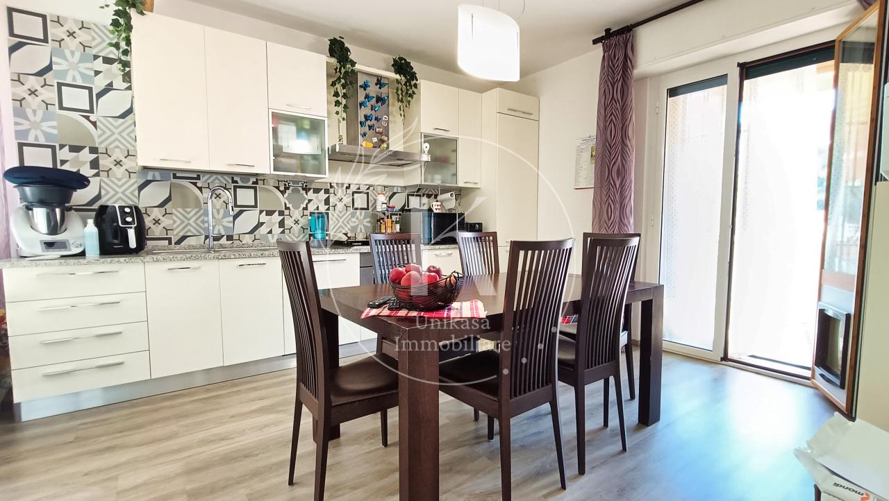 Vendita Trivani, Vado Ligure foto