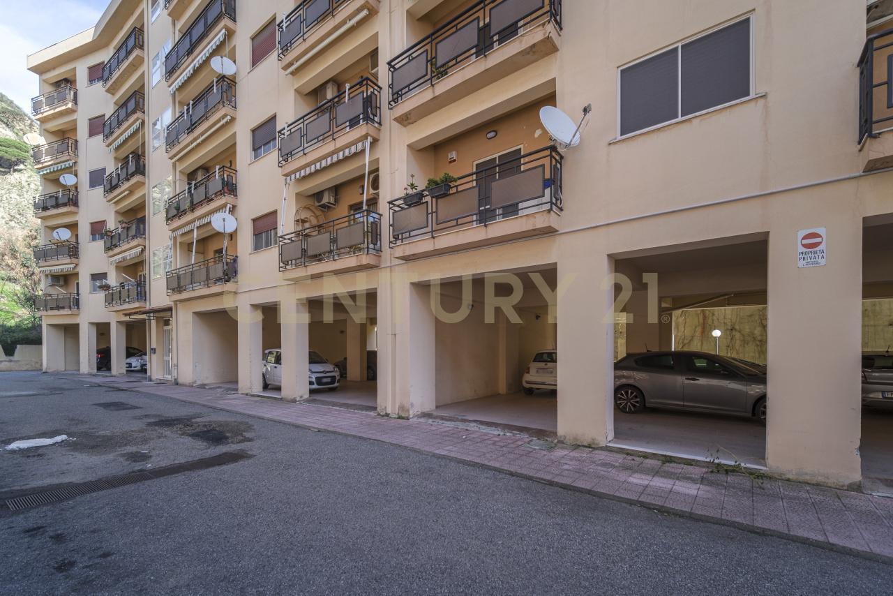 Vendita Esavani, Messina foto