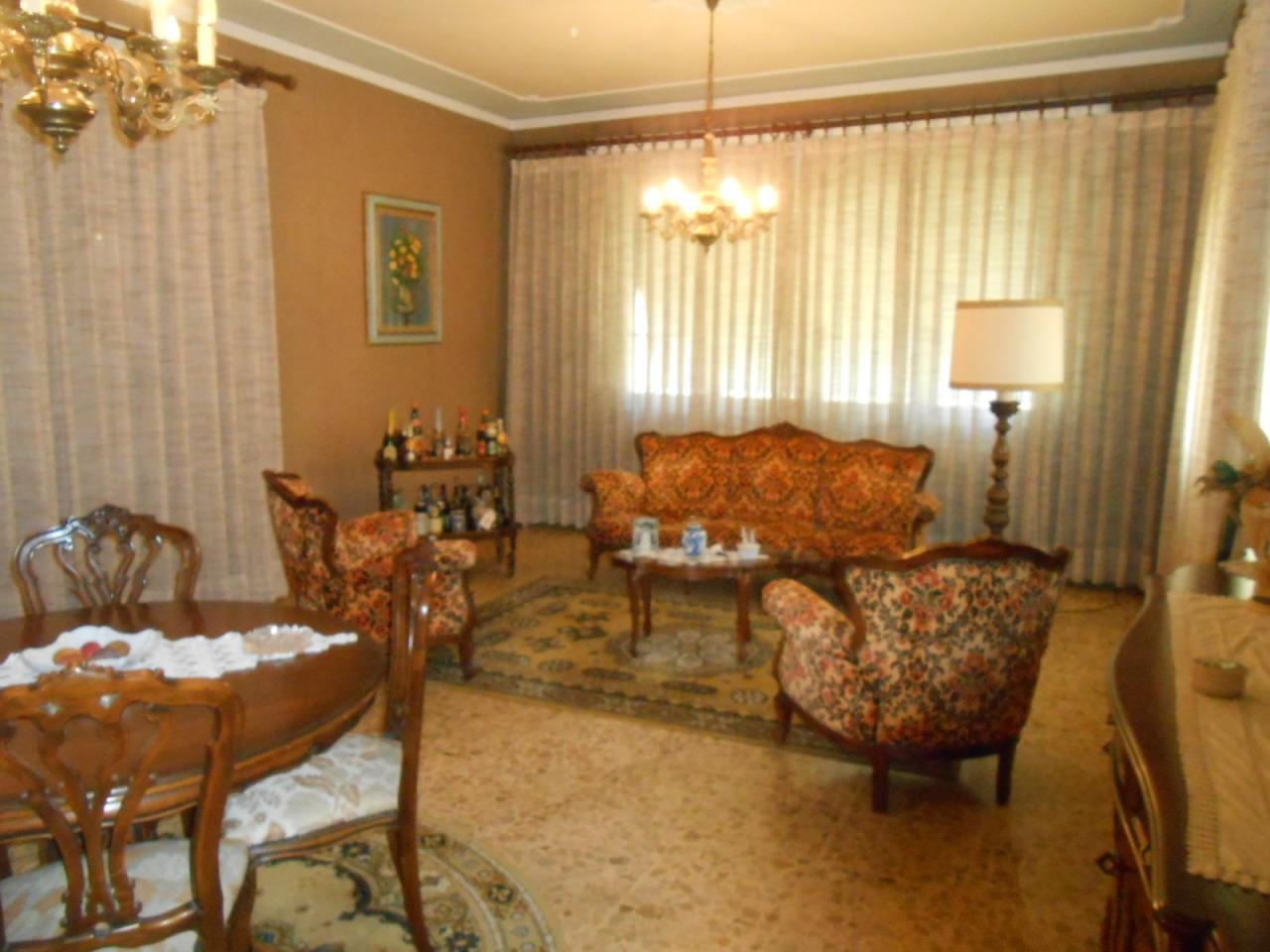 Vendita Pentavani, Lucca Vendita Pentavani, Lucca foto