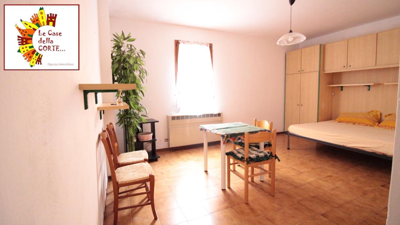 Vendita Appartamento, Cento foto