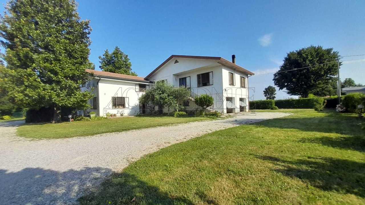 Vendita Case, Rubano foto