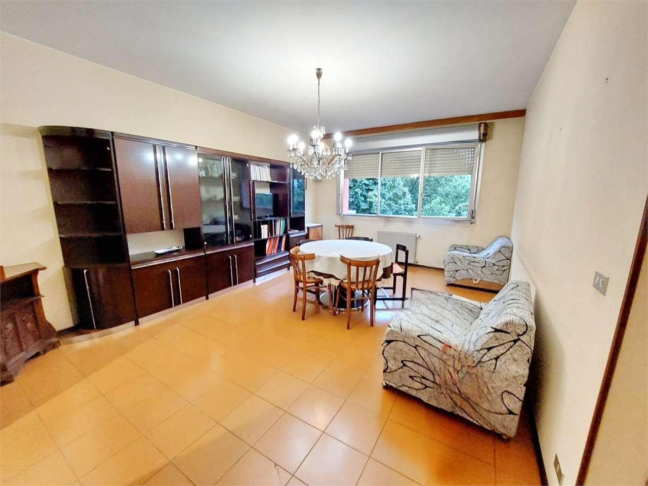 Vendita vendita, Modena foto