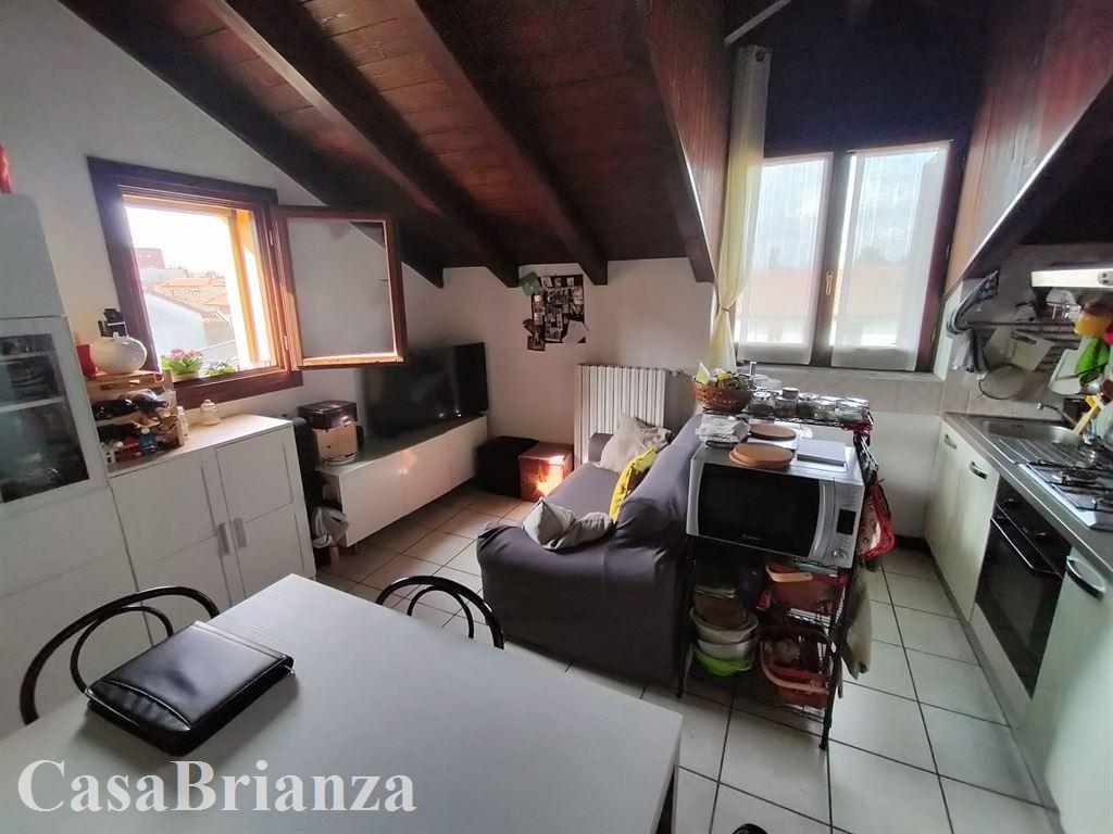 Affitto Appartamento, Sovico Affitto Appartamento, Sovico foto