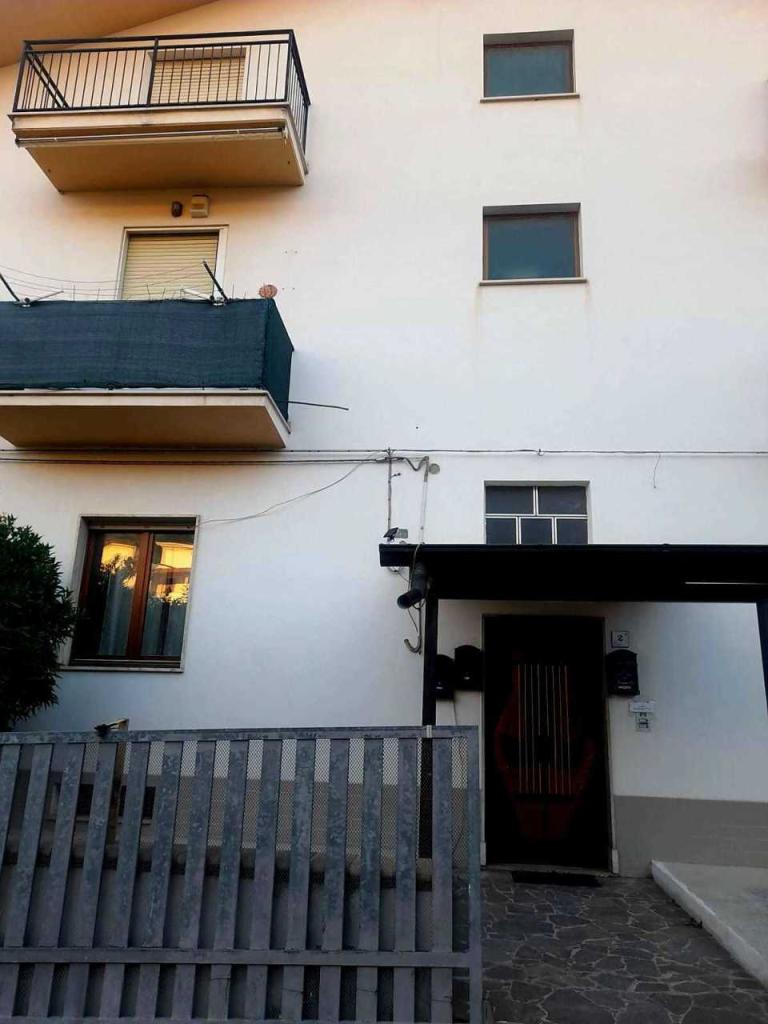 Affitto Trivani, Archi Affitto Trivani, Archi foto