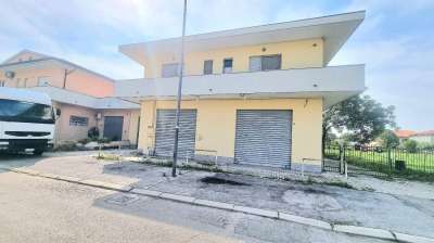 Vendita Magazzino, Pescara