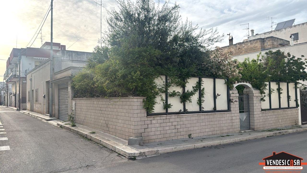 Vendita Casa indipendente, Adelfia foto