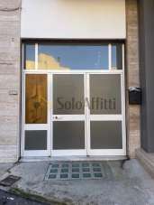 Affitto 1 vetrina, Bari Affitto 1 vetrina, Bari