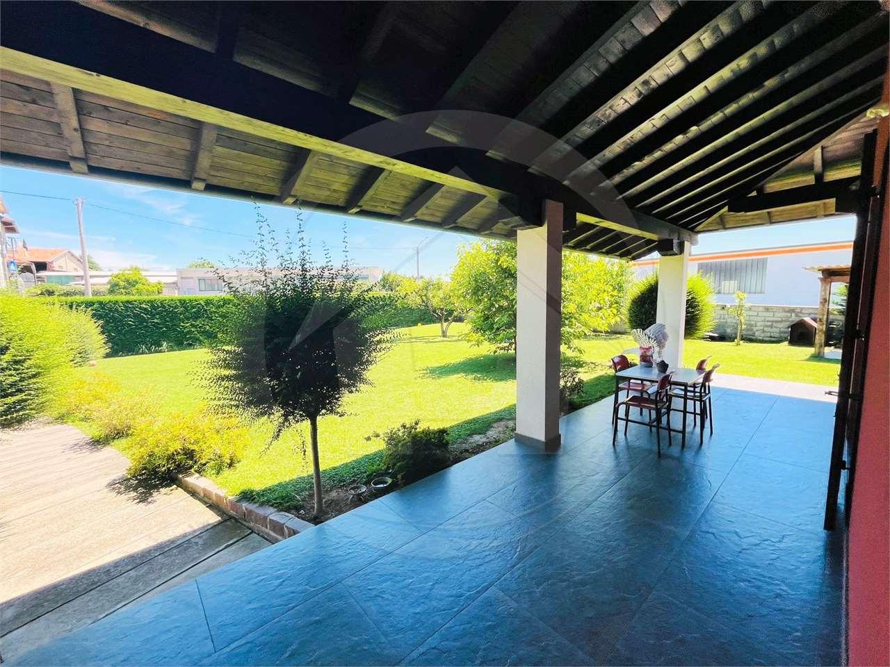 Vendita vendita, Appiano Gentile Vendita vendita, Appiano Gentile foto