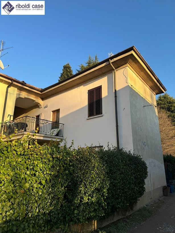 Vendita Bivani, Giussano foto