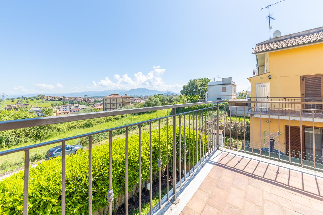 Vendita Trivani, Mentana foto