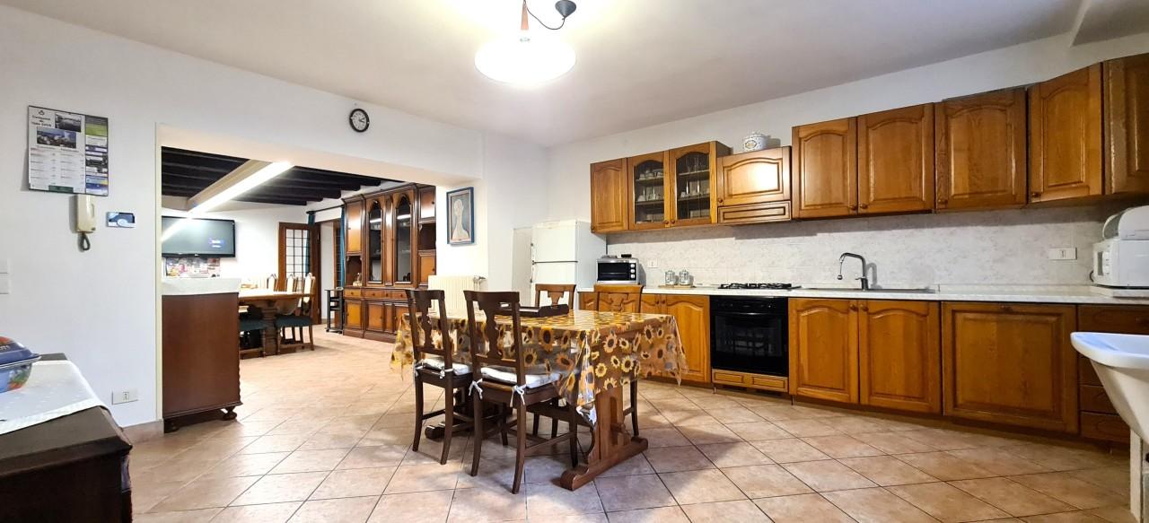 Vendita Quadrivani, Iseo foto