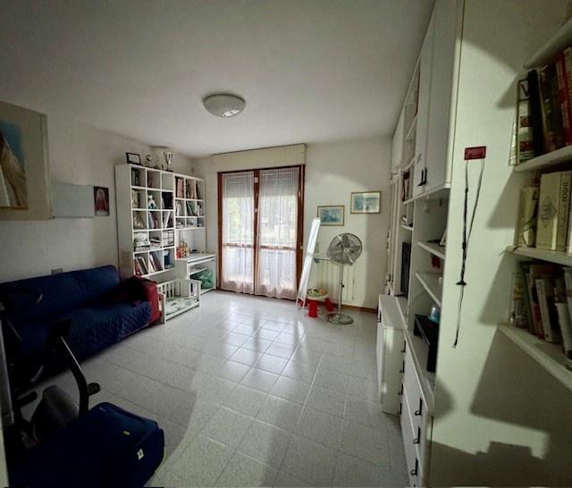 Vendita Quadrivani, Follonica foto